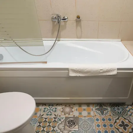 Hotel Korona 3*