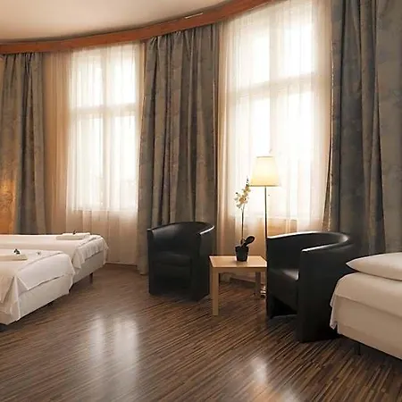 Korona Otel 3*