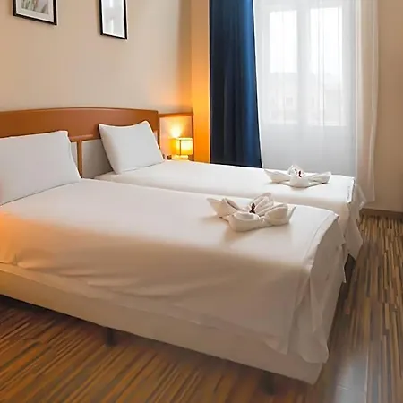 Korona Otel 3*