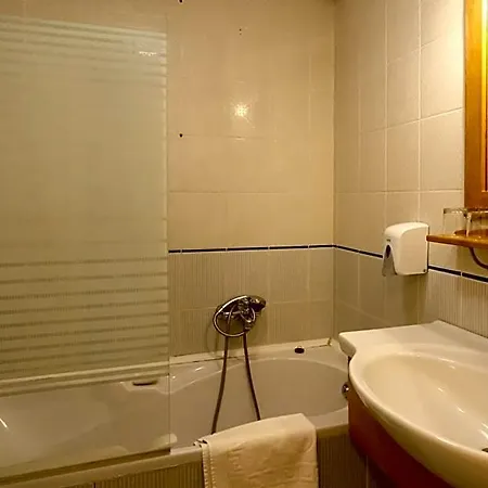Korona Hotel 3*
