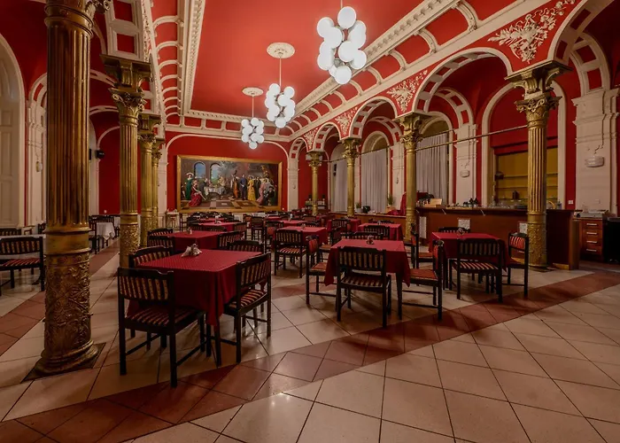 Hotel Korona 3*