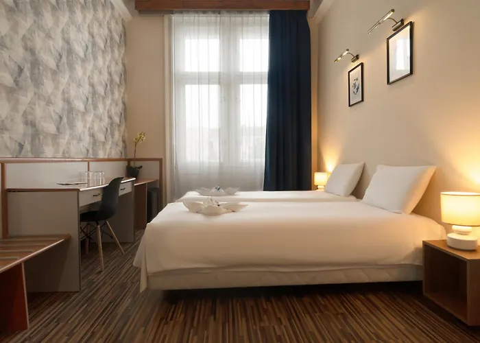 Korona Hotel 3*